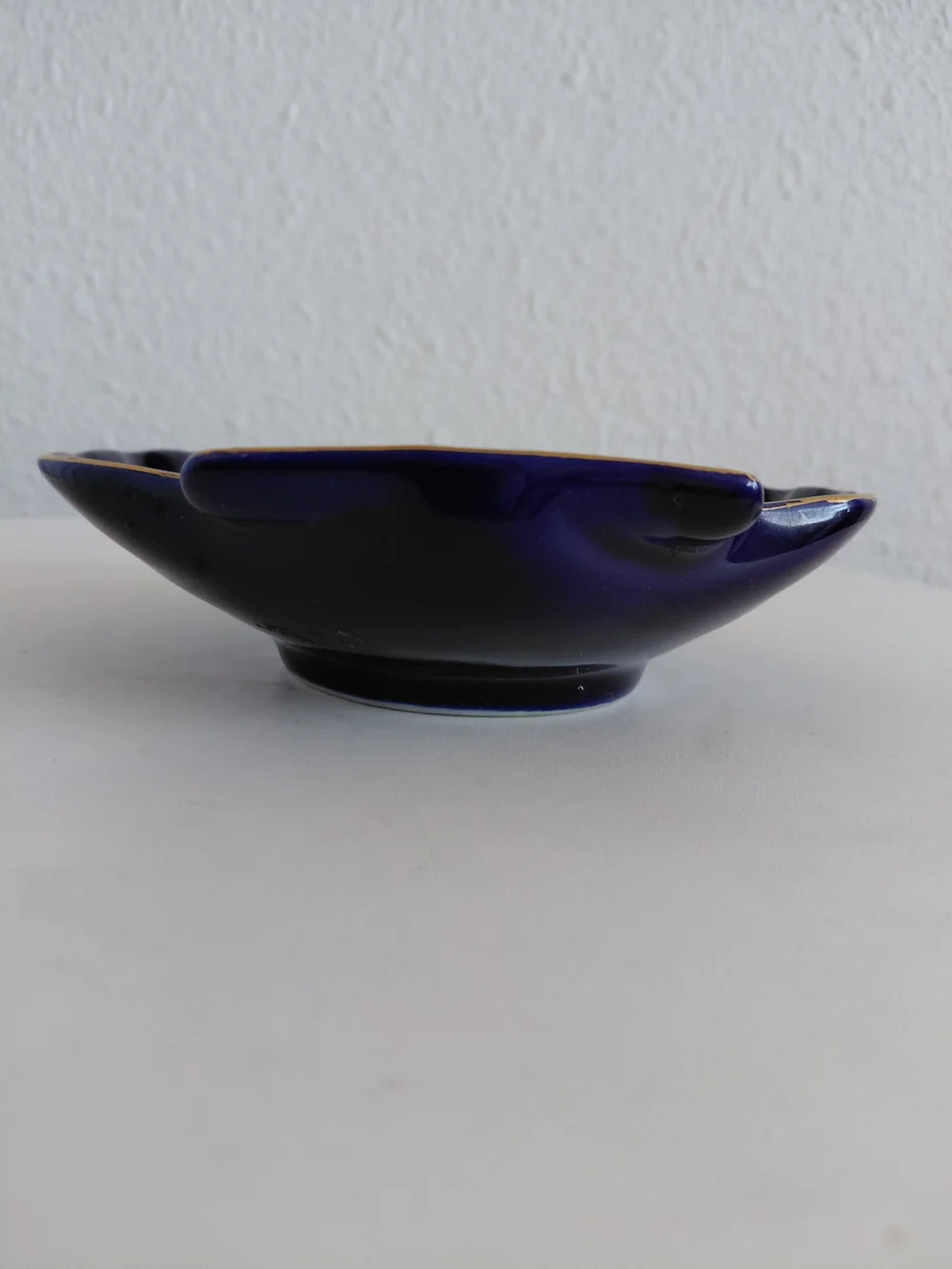 Cobalt Blue Scallop Shell Decorative Dish with Gold Accents